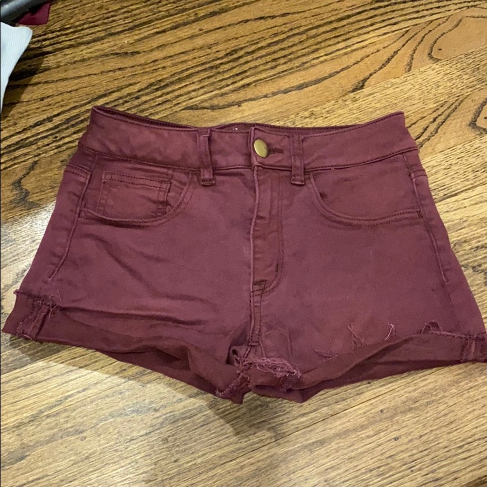 American Eagle maroon super stretch shorts